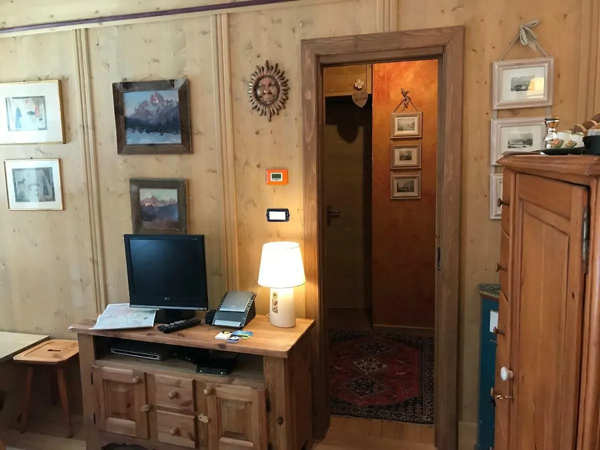 Chalet Of Hearts Nel Bosco Di Pocol Hotel Cortina d'Ampezzo 0*,  Italy